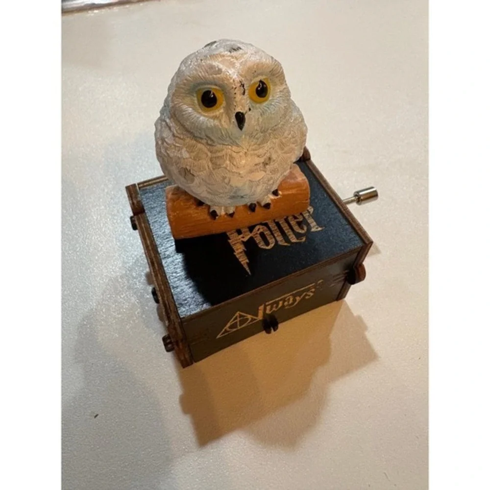 Harry Potter Hand Crank Music Box Hedwig Owl Mini‎ Wooden Always new